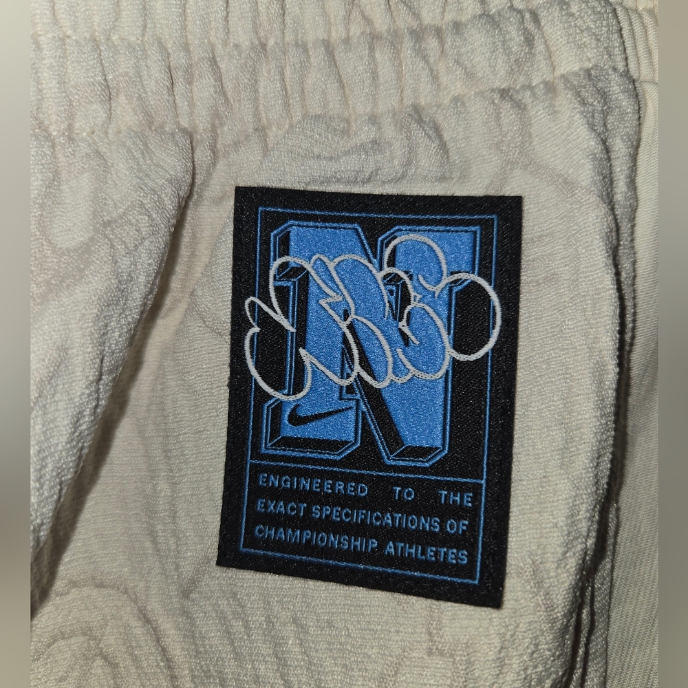 NWT Nike Signature Woven Track Pants - Picture 7 of 8